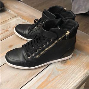 Mix No 6 Black Hightop Fashion Sneakers 9-9.5